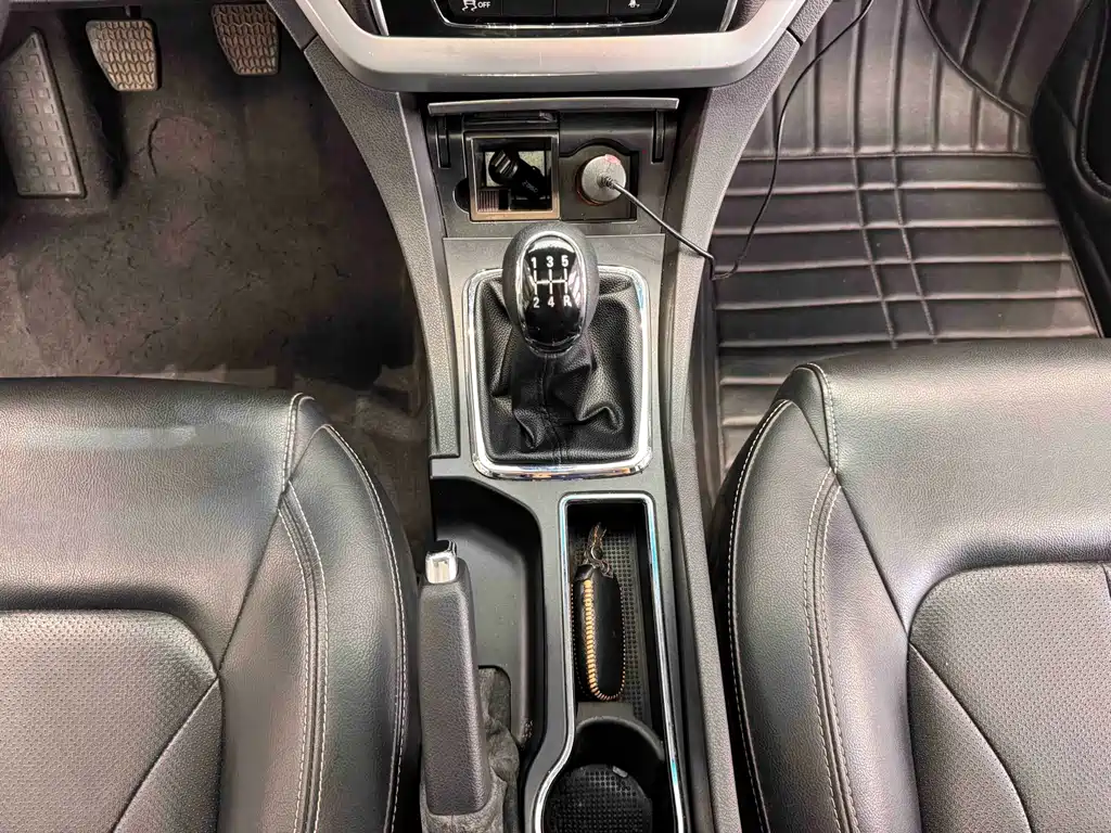 Geely Emgrand — миниатюра 21