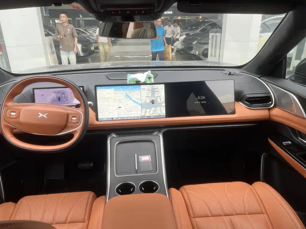 XPeng G9 — миниатюра 11
