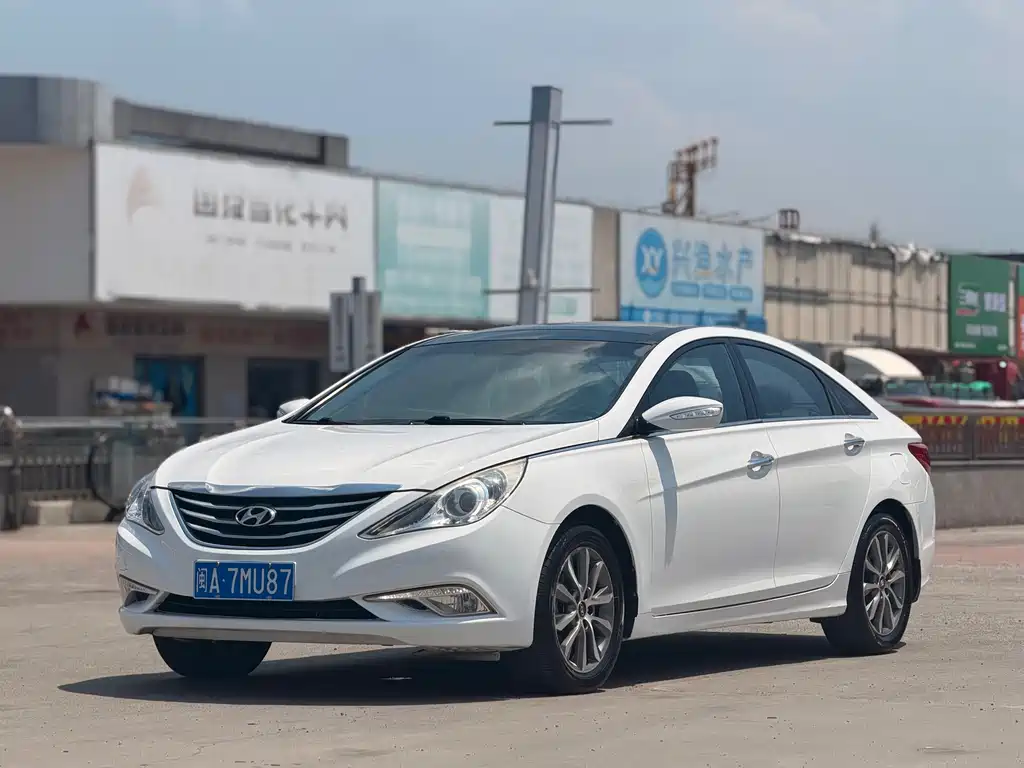 Купить Hyundai Sonata