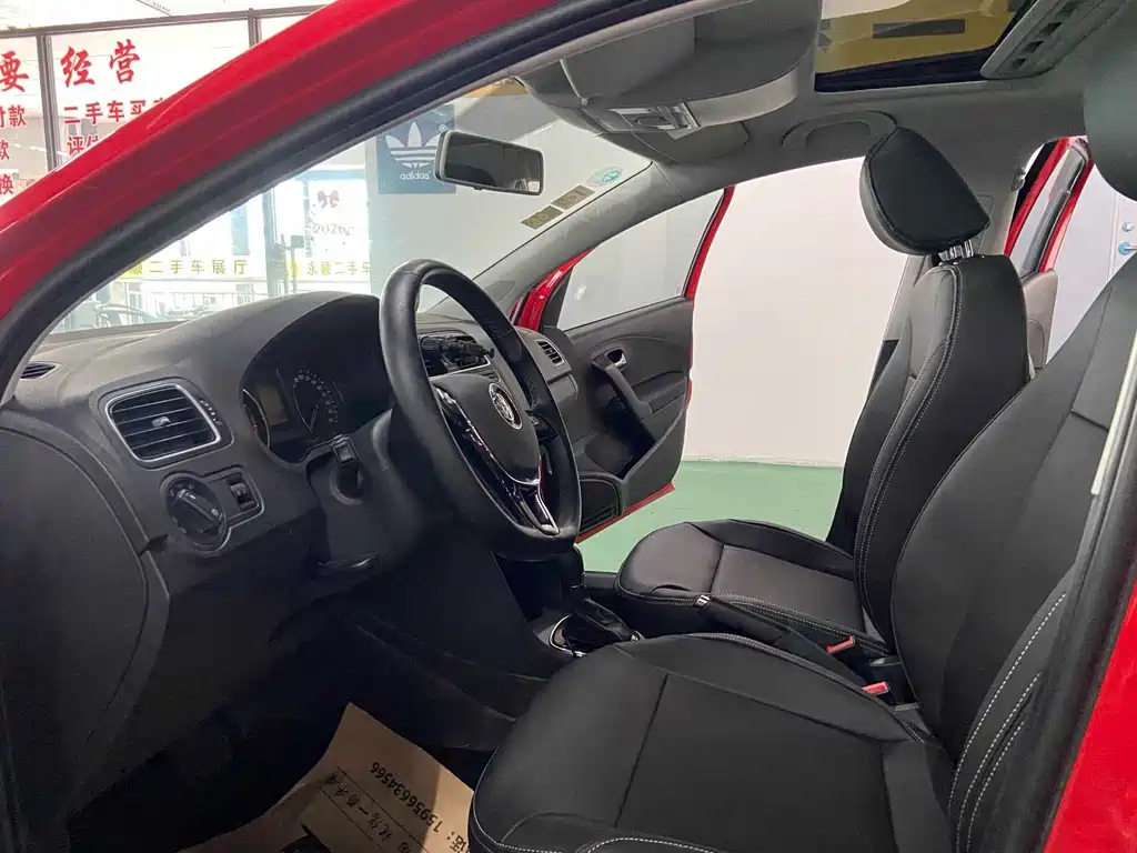 Volkswagen Polo — миниатюра 4