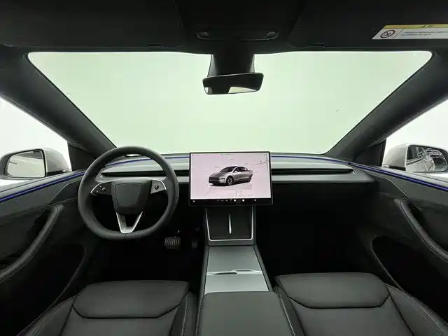 Tesla Model Y L