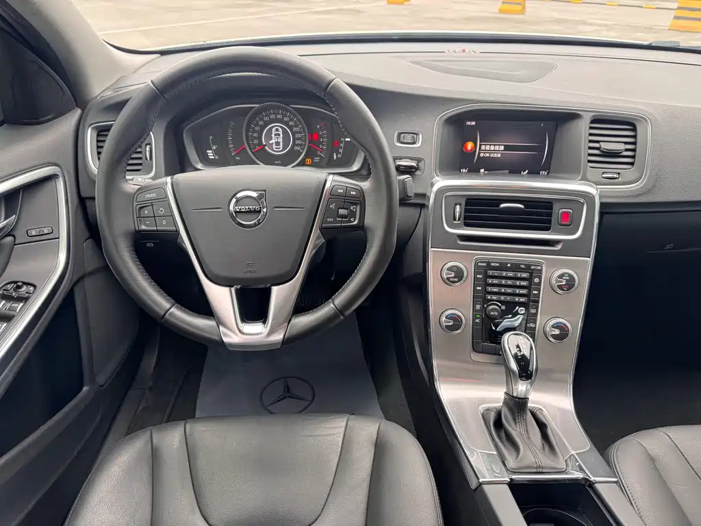 Volvo S60 2019 S60L T5