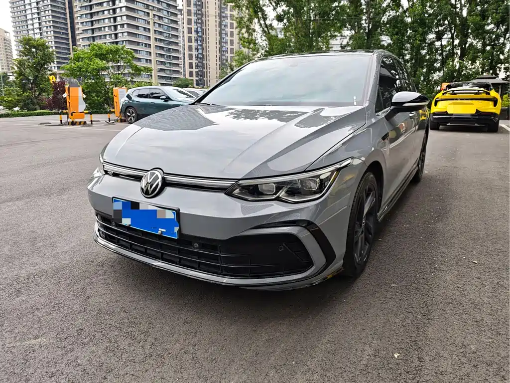Volkswagen Golf 2023
