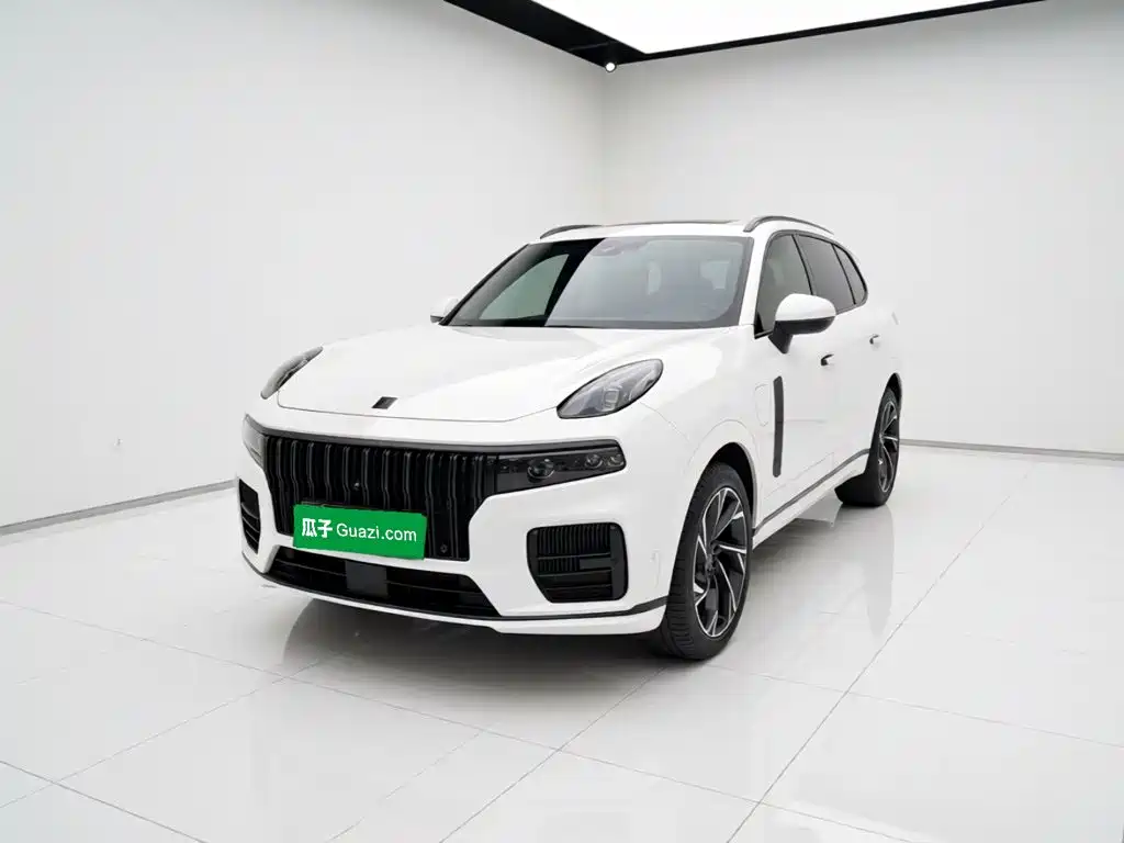 Lynk & Co 09 EM-P