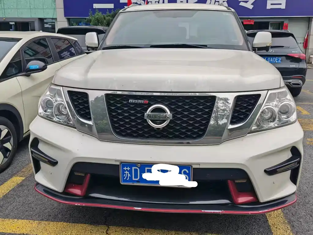 Nissan Patrol — миниатюра 2