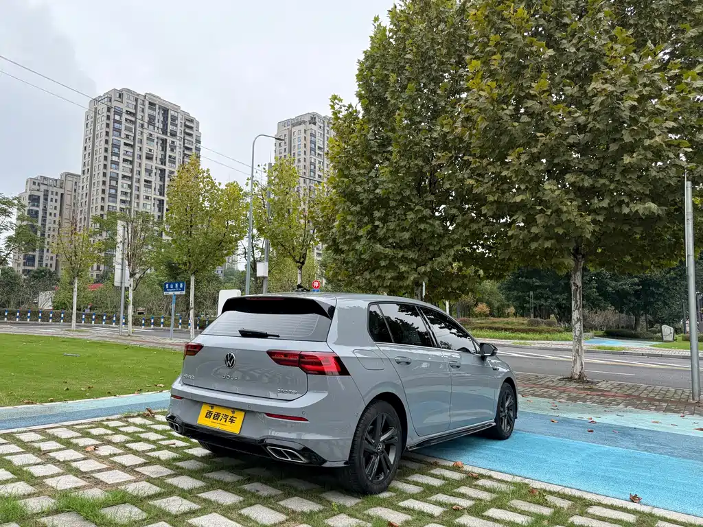 Volkswagen Golf — миниатюра 6