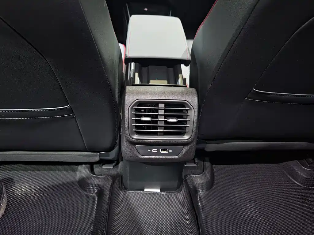 Volkswagen Lamando — миниатюра 14