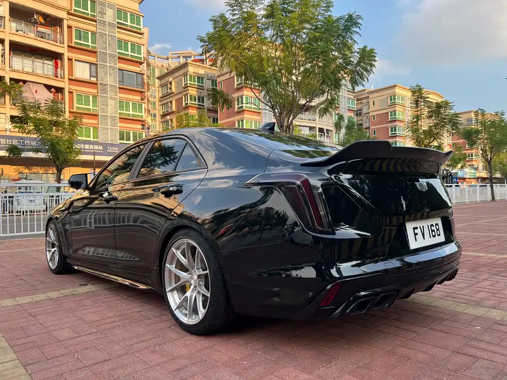 Cadillac CT4 — миниатюра 6