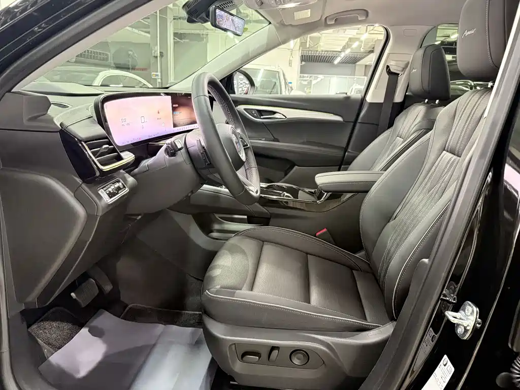 Buick Envision Plus — миниатюра 8