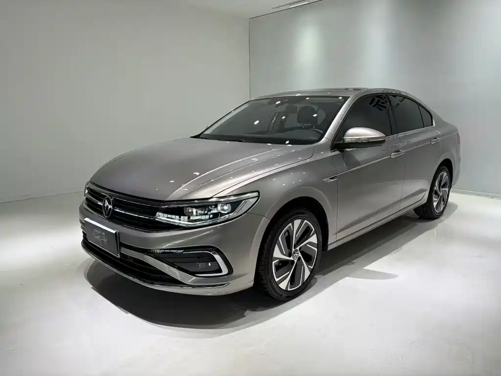 Volkswagen Bora 2023