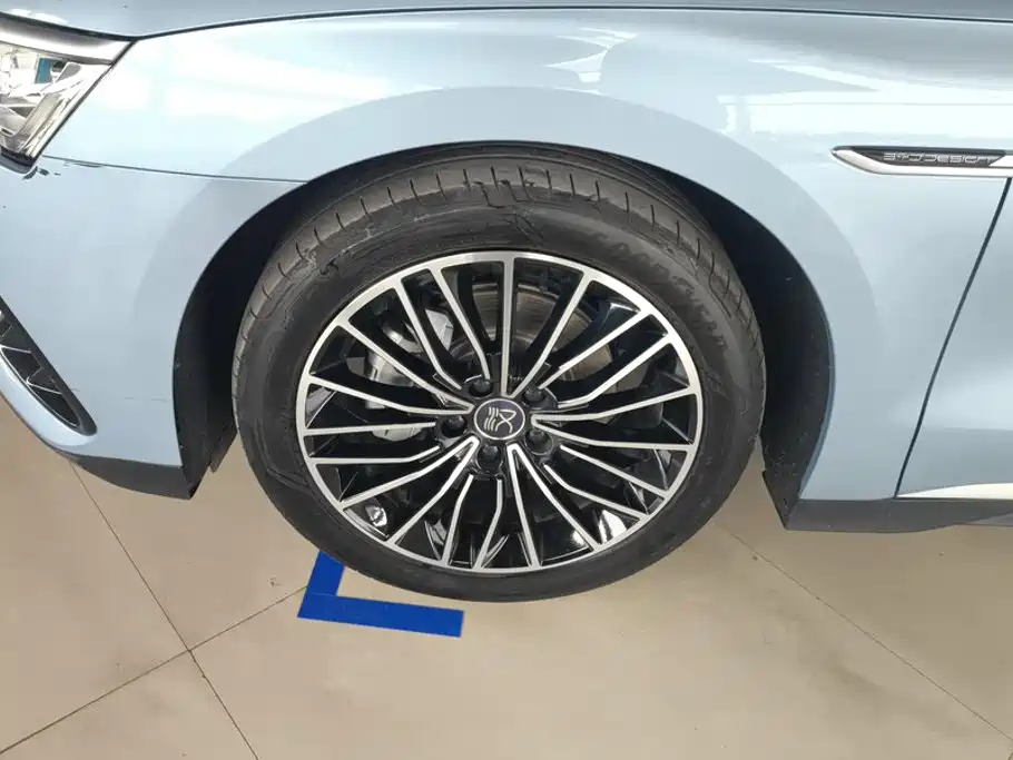 BYD Han — миниатюра 6