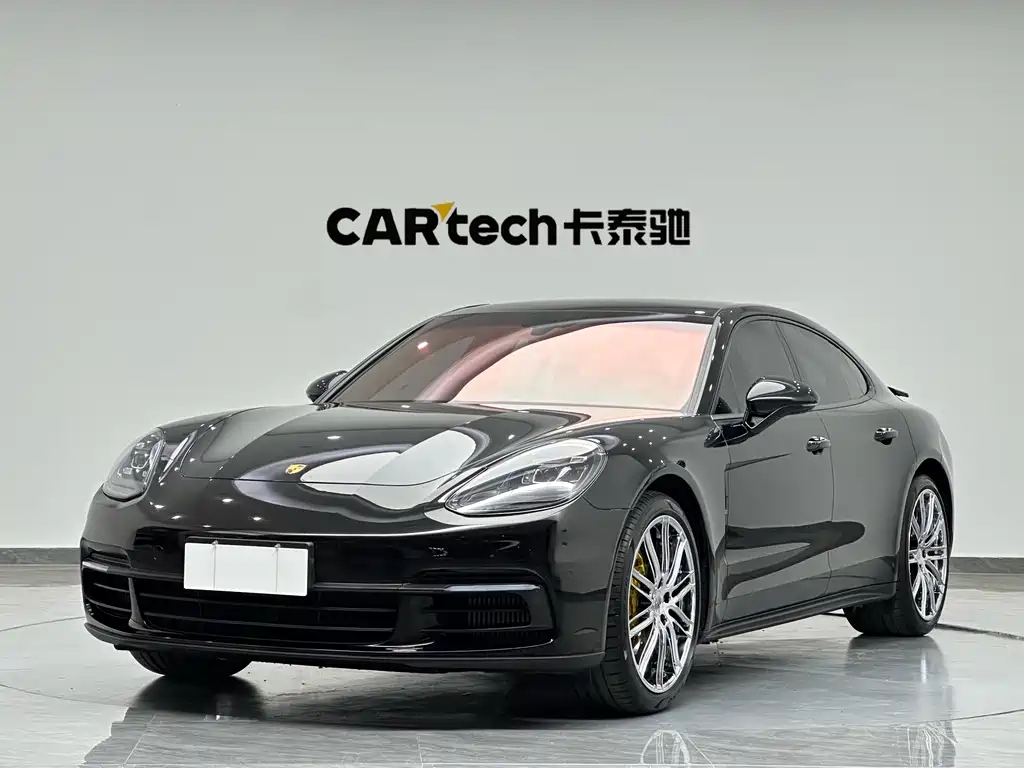 Porsche Panamera 2020