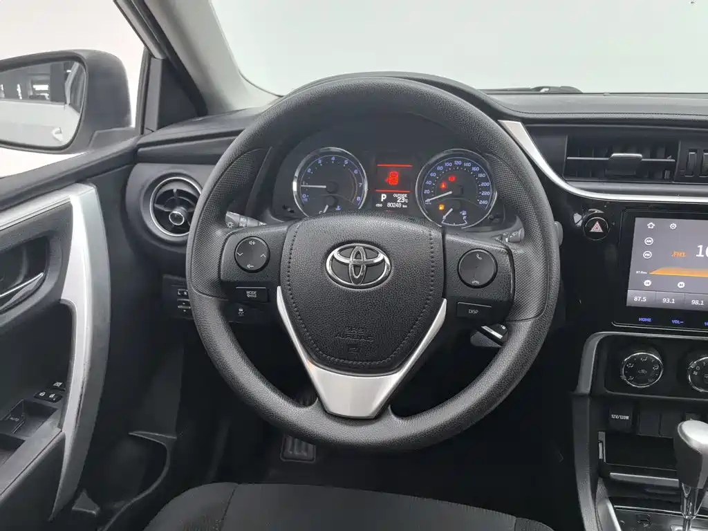 Toyota Corolla — миниатюра 11