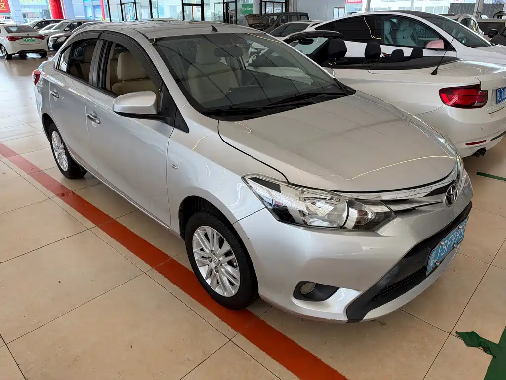 Toyota Vios — миниатюра 4