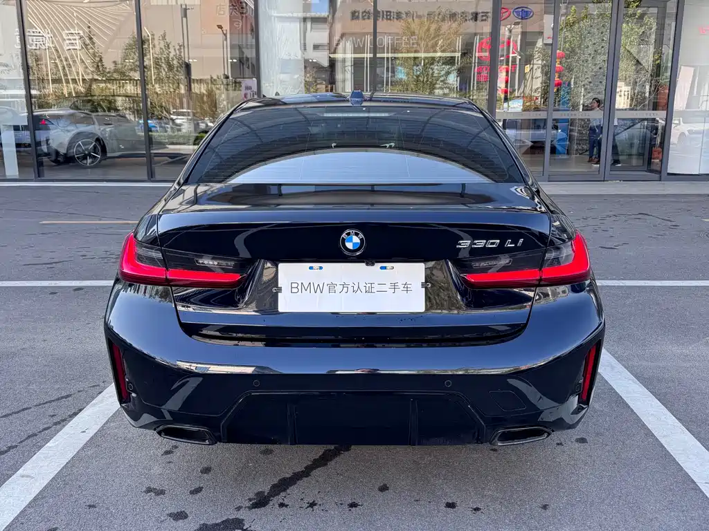 BMW 3 Series — миниатюра 3