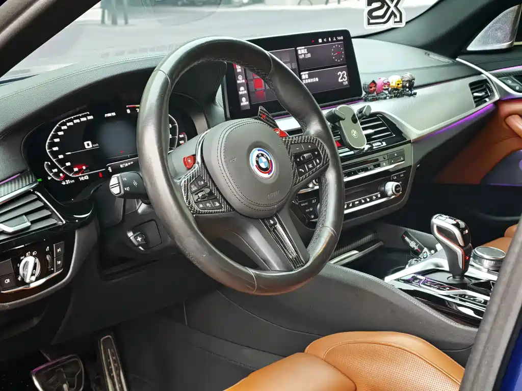 BMW M5 — миниатюра 11