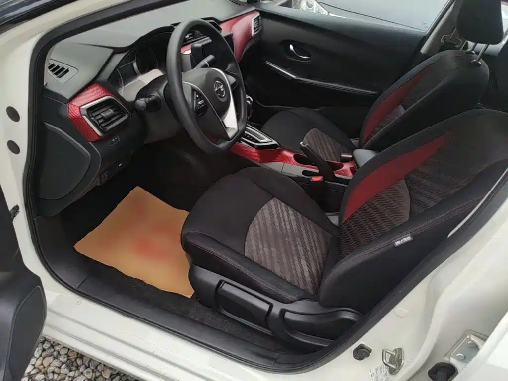 Nissan Bluebird — миниатюра 15