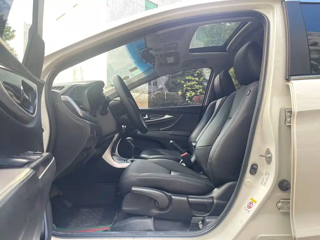 Honda Crider 2015 1.8L AT Luxury