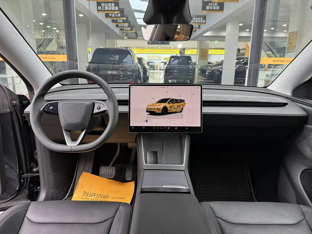 Tesla Model Y — фотографии объявления, Фото 11