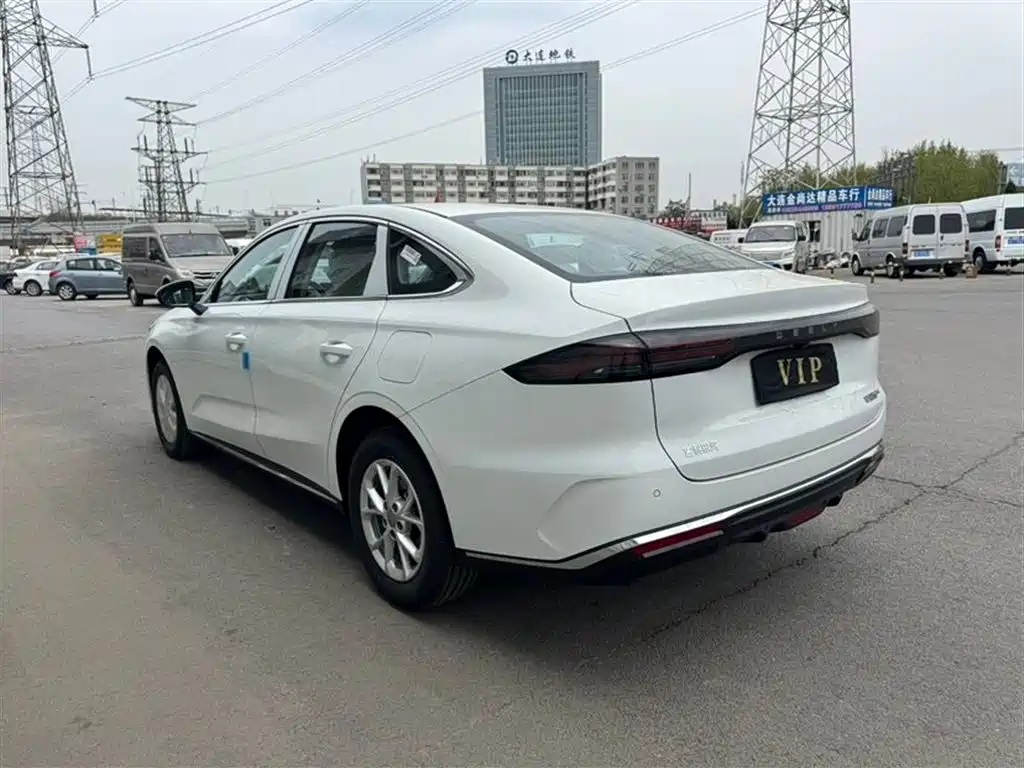 Geely Galaxy Galaxy 6 6 2026 125km