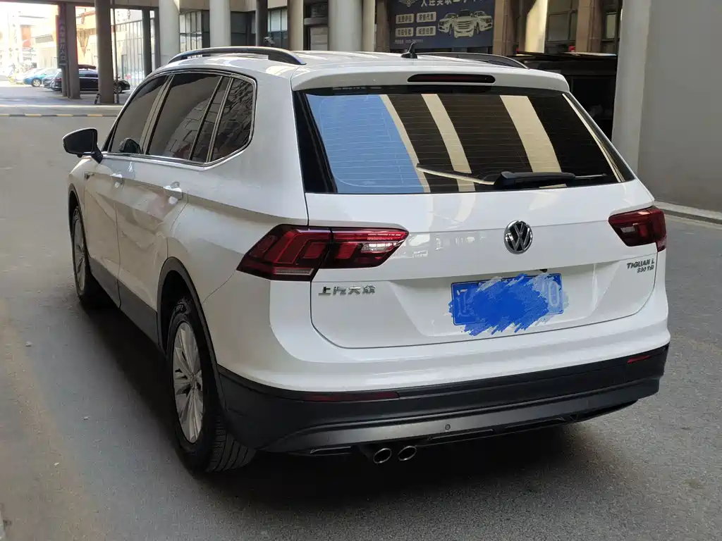 Volkswagen Tiguan L L 2017 330TSI AT
