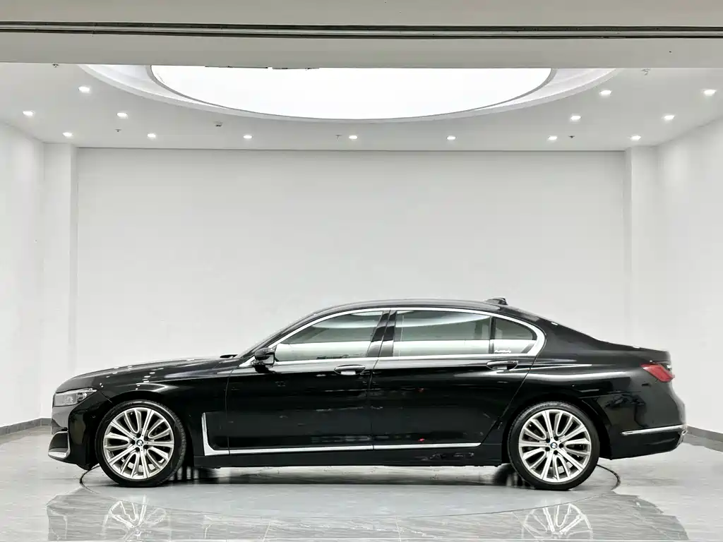 BMW 7 Series 7 2019 740Li Lead Luxury
