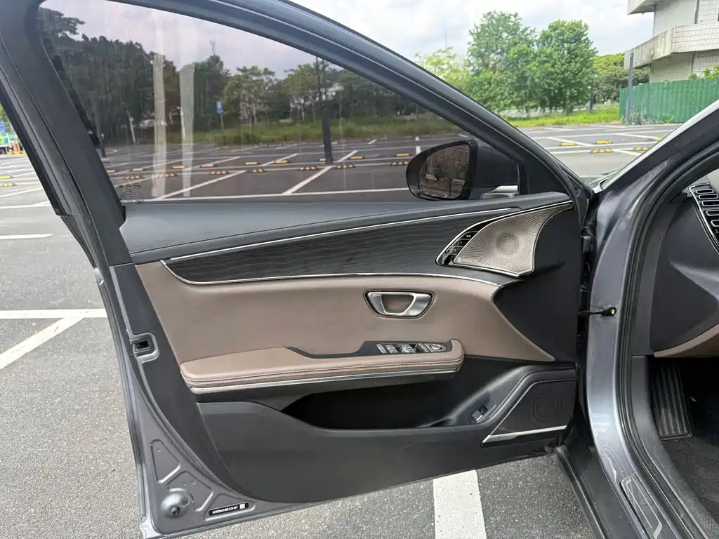 BYD Han — миниатюра 10