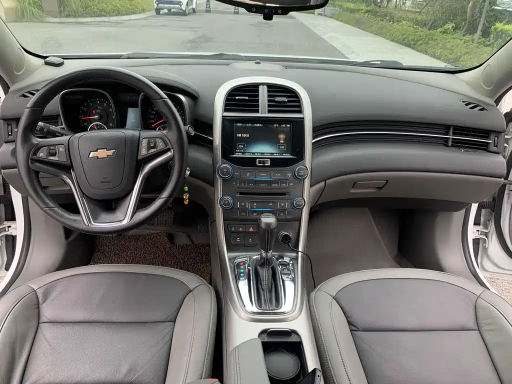 Chevrolet Malibu — миниатюра 9