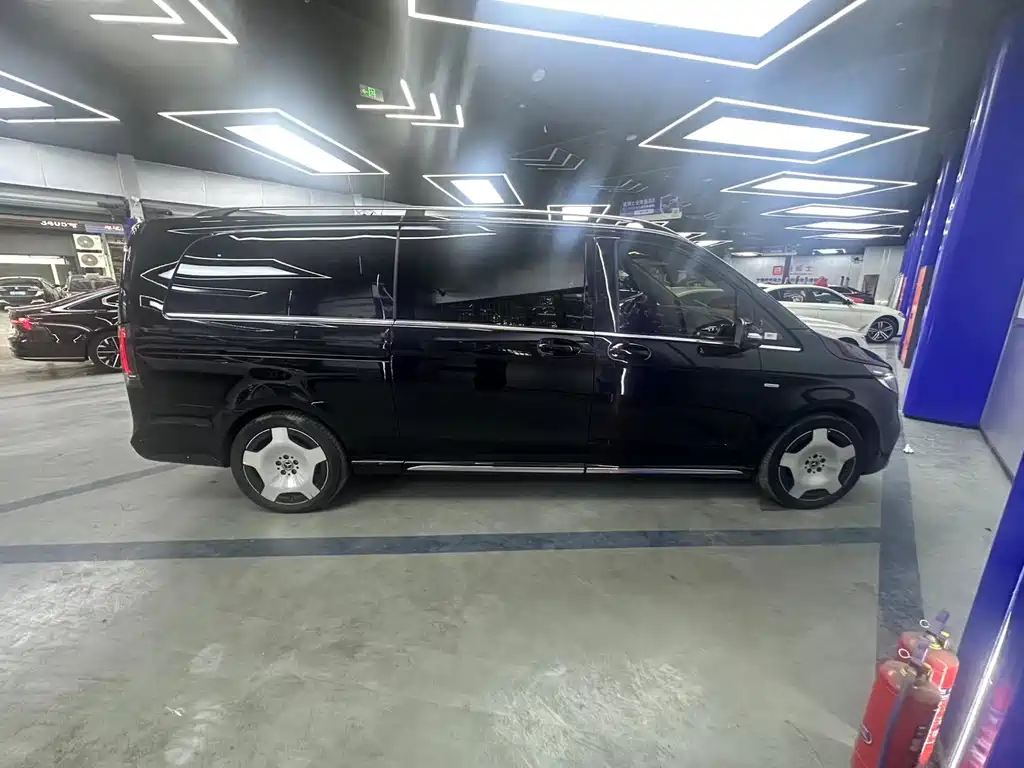 Mercedes-Benz V-Class — миниатюра 5