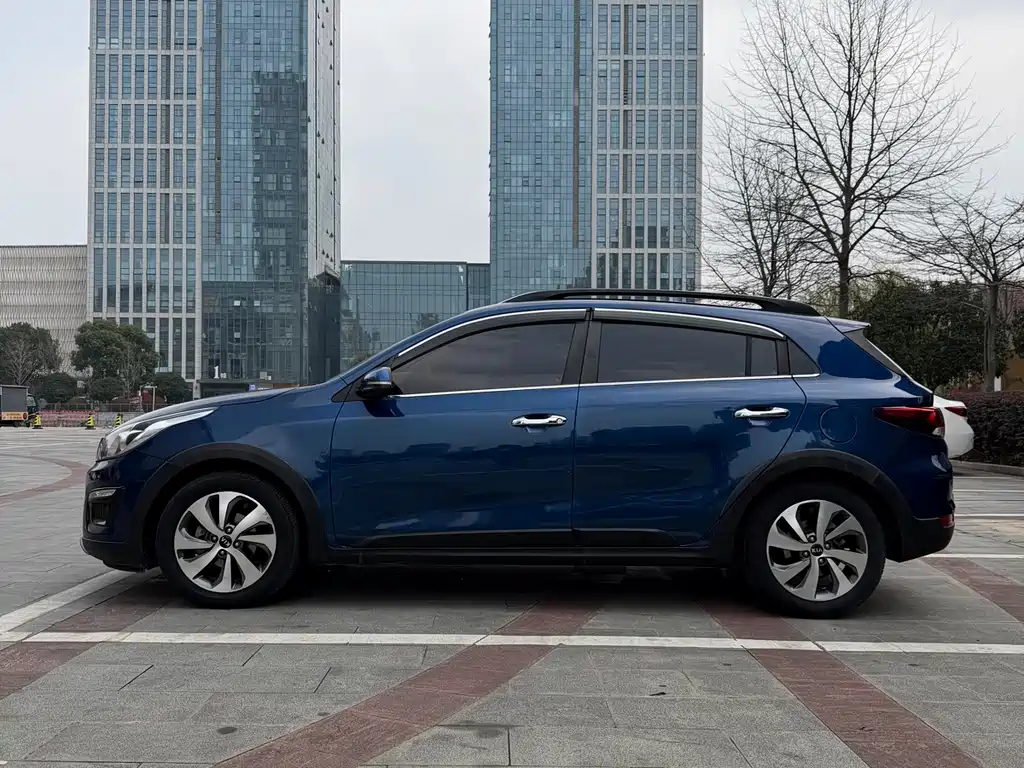 Kia KX Cross 1.6L Auto Lively Sunroof Edition China VI, фото 7