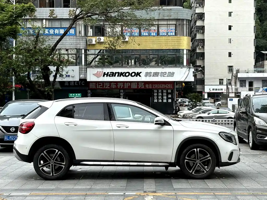 Mercedes-Benz GLA — миниатюра 14