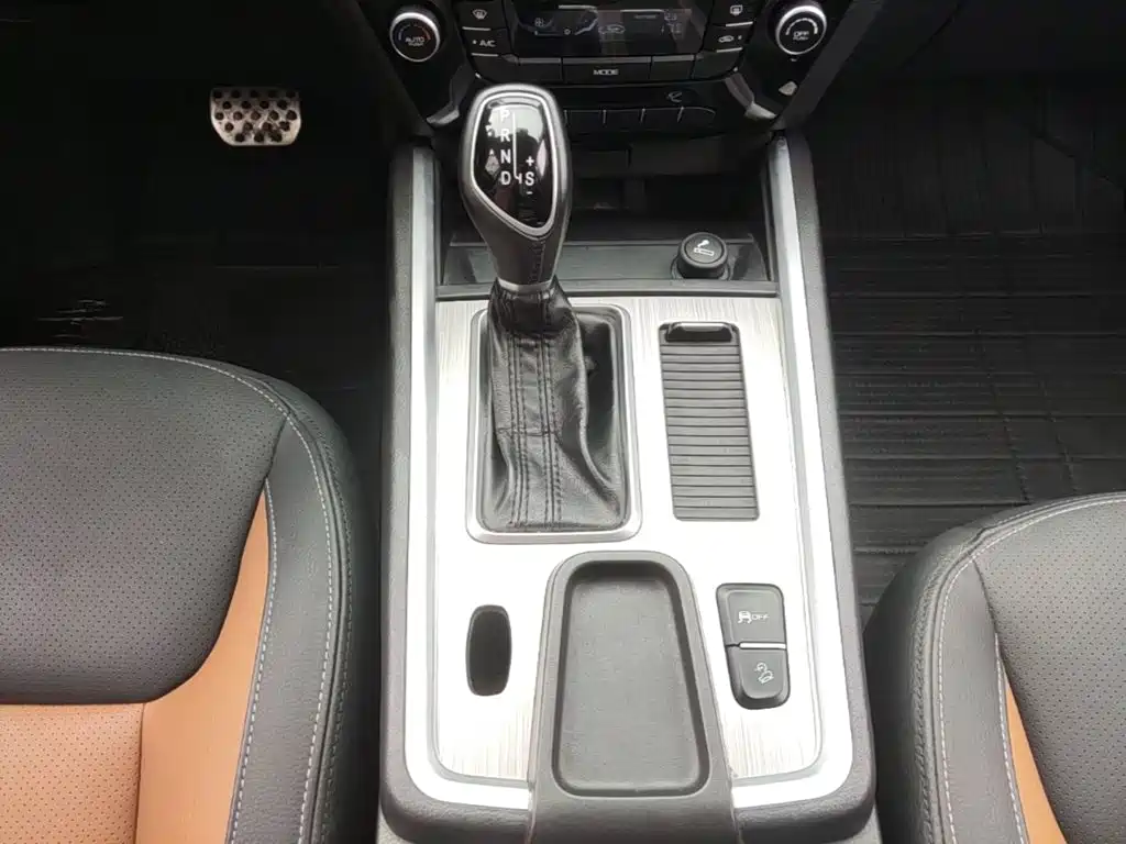Geely Vision X6 — миниатюра 14