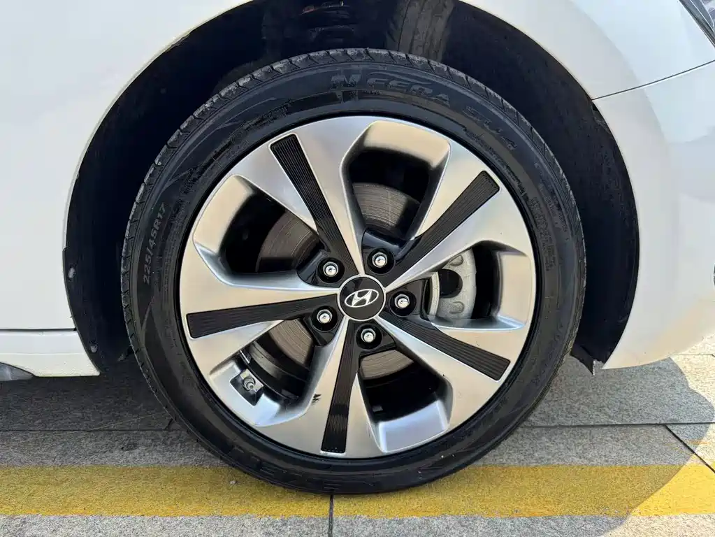 Hyundai Fista — миниатюра 9