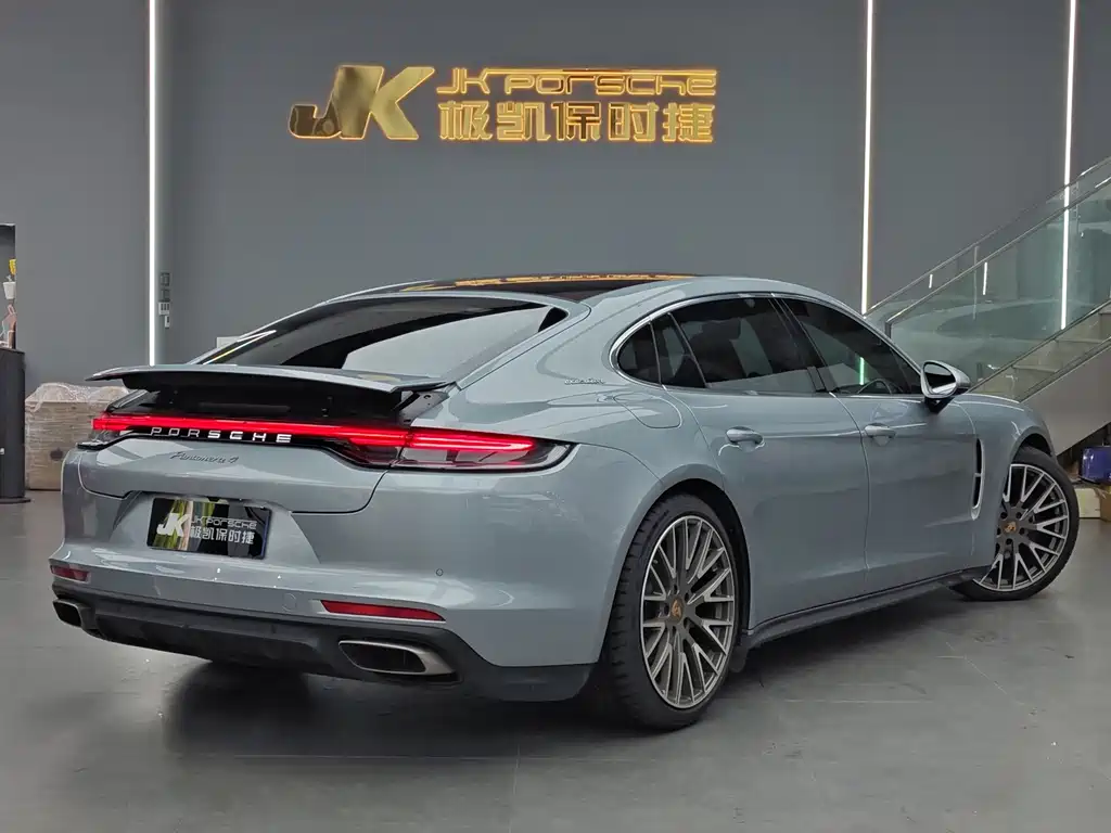 Porsche Panamera — миниатюра 13