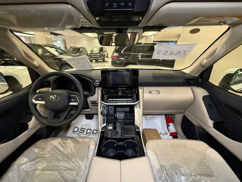 Toyota Land Cruiser 2025 4.0L AT