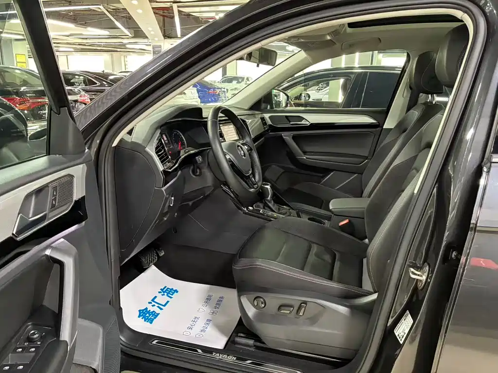 Volkswagen Tayron 2019 330TSI Luxury VI