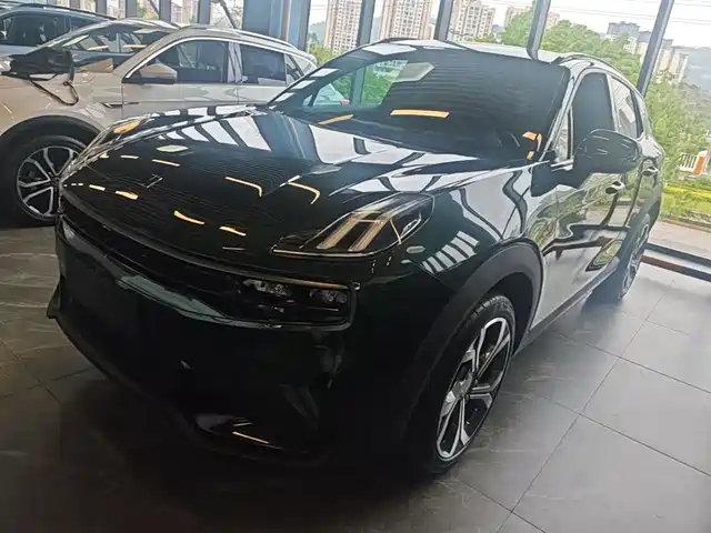 2024 Lynk & Co 06