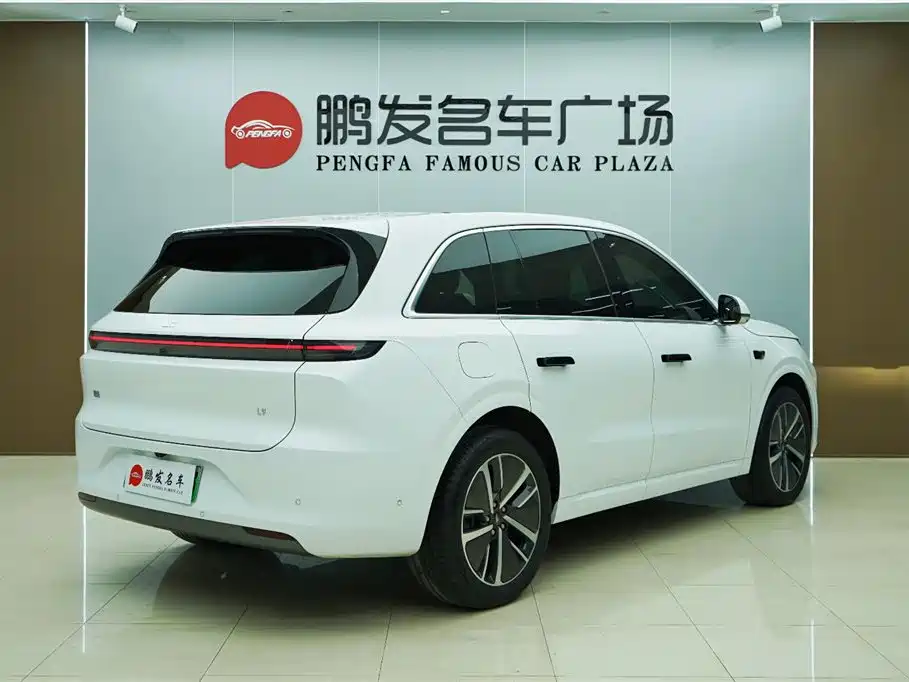 Li Auto IDEAL L6
