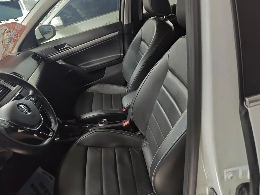 Volkswagen Lavida — миниатюра 9