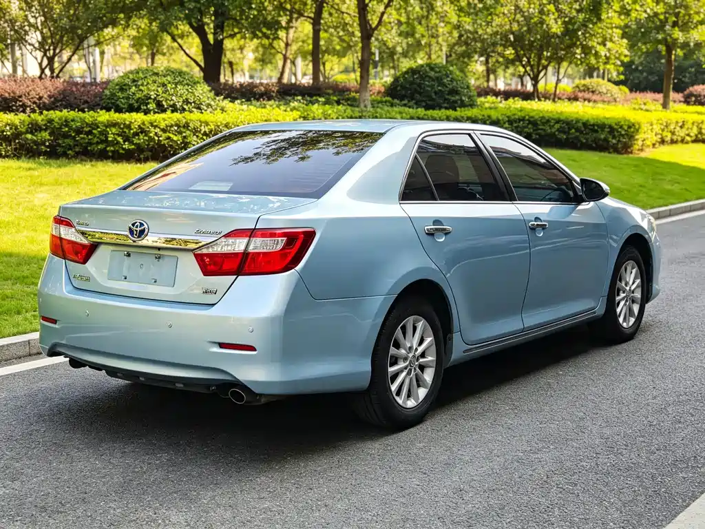 Toyota Camry — миниатюра 10