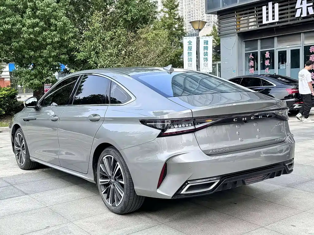 CHERY ARRIZO 8