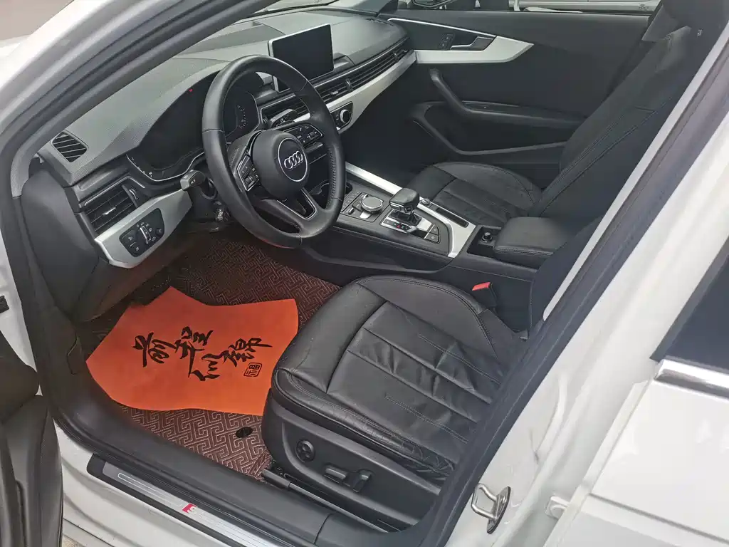 Audi A4L 2019 40 TFSI Fashion VI