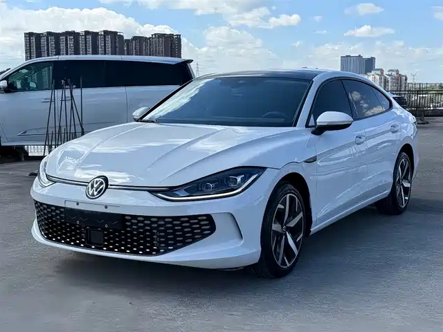 VOLKSWAGEN LINGDU 2024