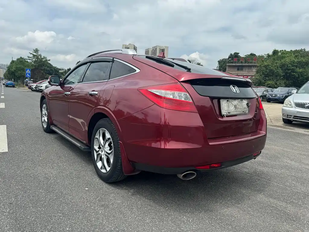 Honda Crosstour — миниатюра 6