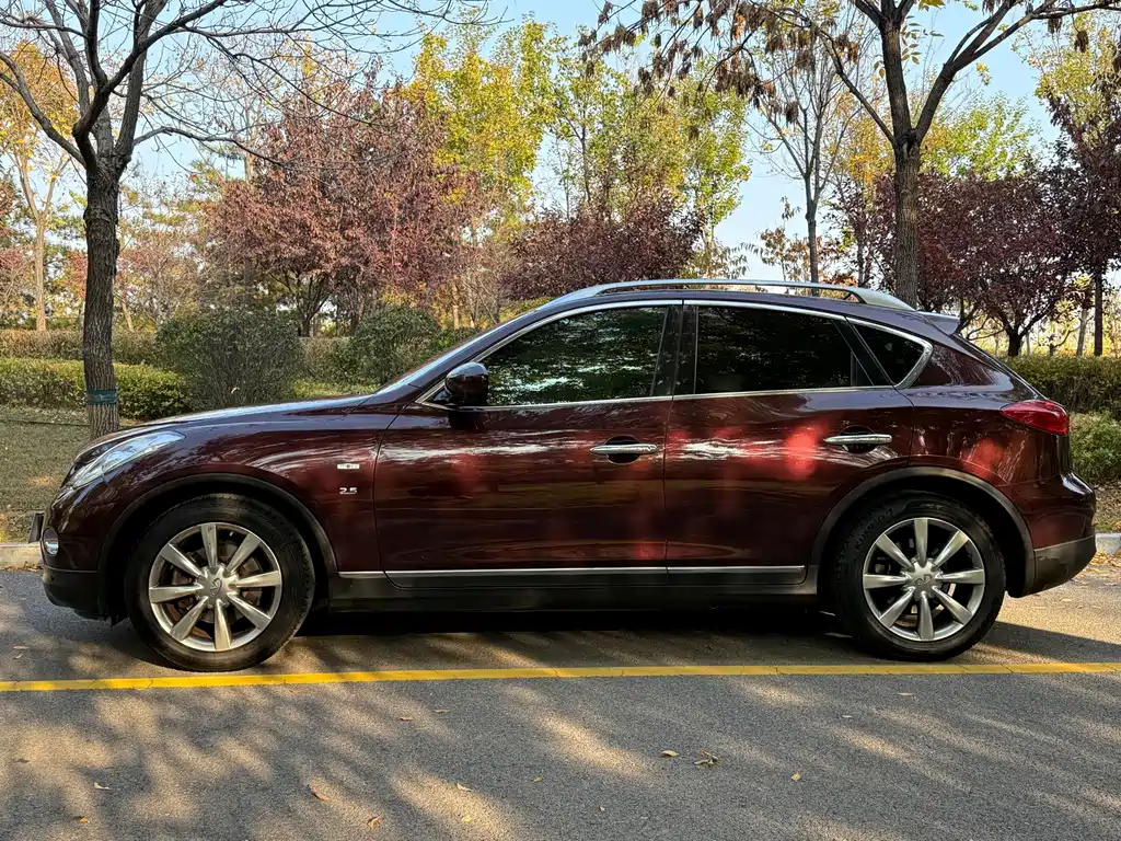Infiniti QX50 (Import) — миниатюра 8