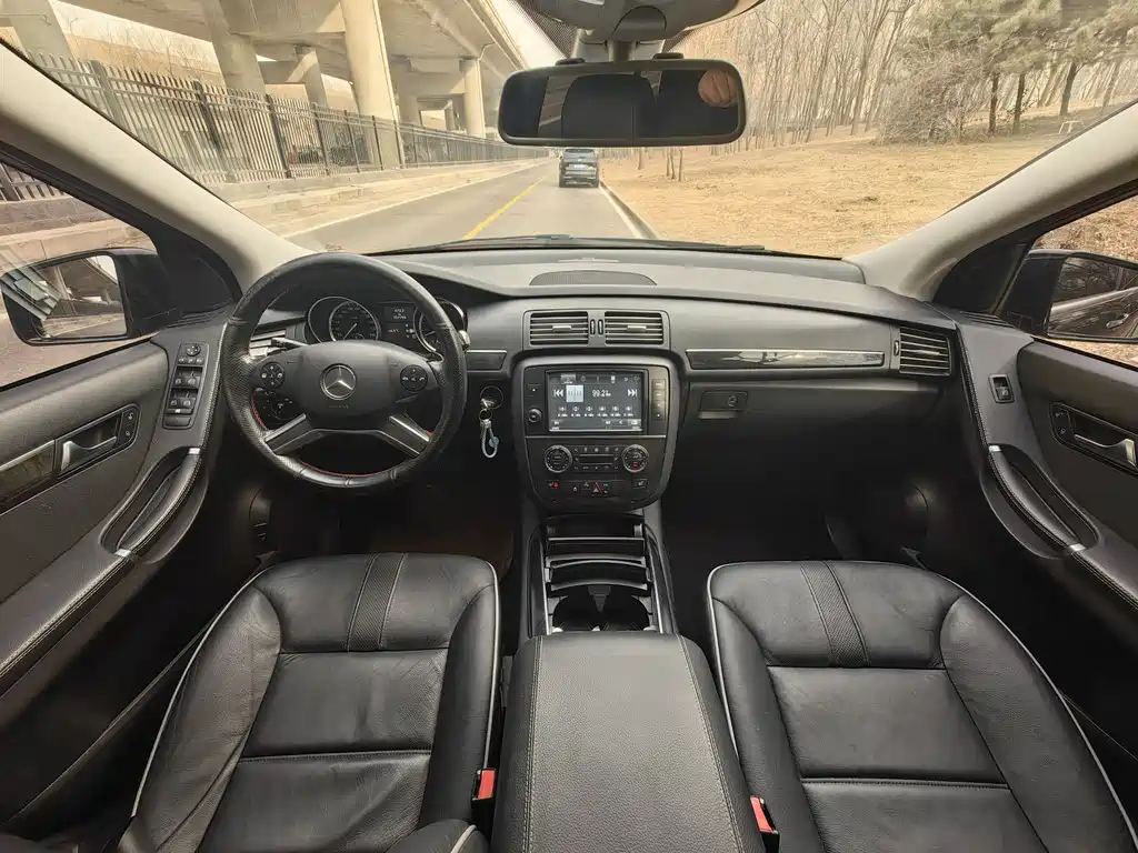 MERCEDES-BENZ R CLASS