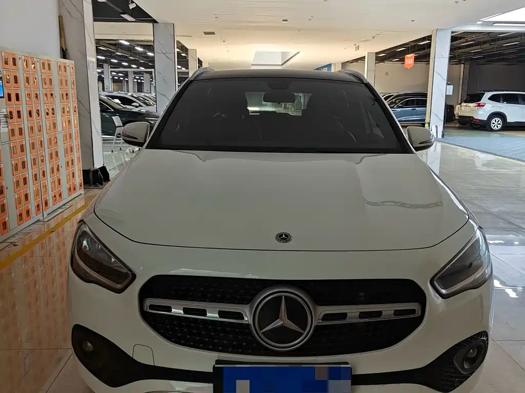 Mercedes-Benz GLA 2020 GLA 180