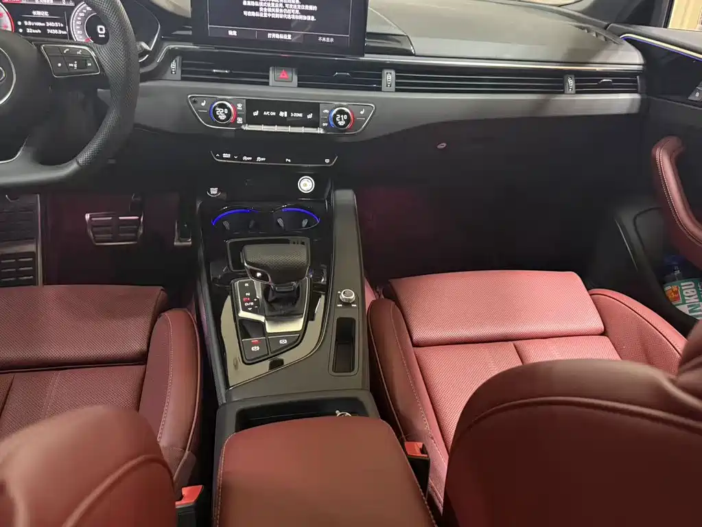 Audi A4L 2025 200 Enjoy 40 TFSI Luxury