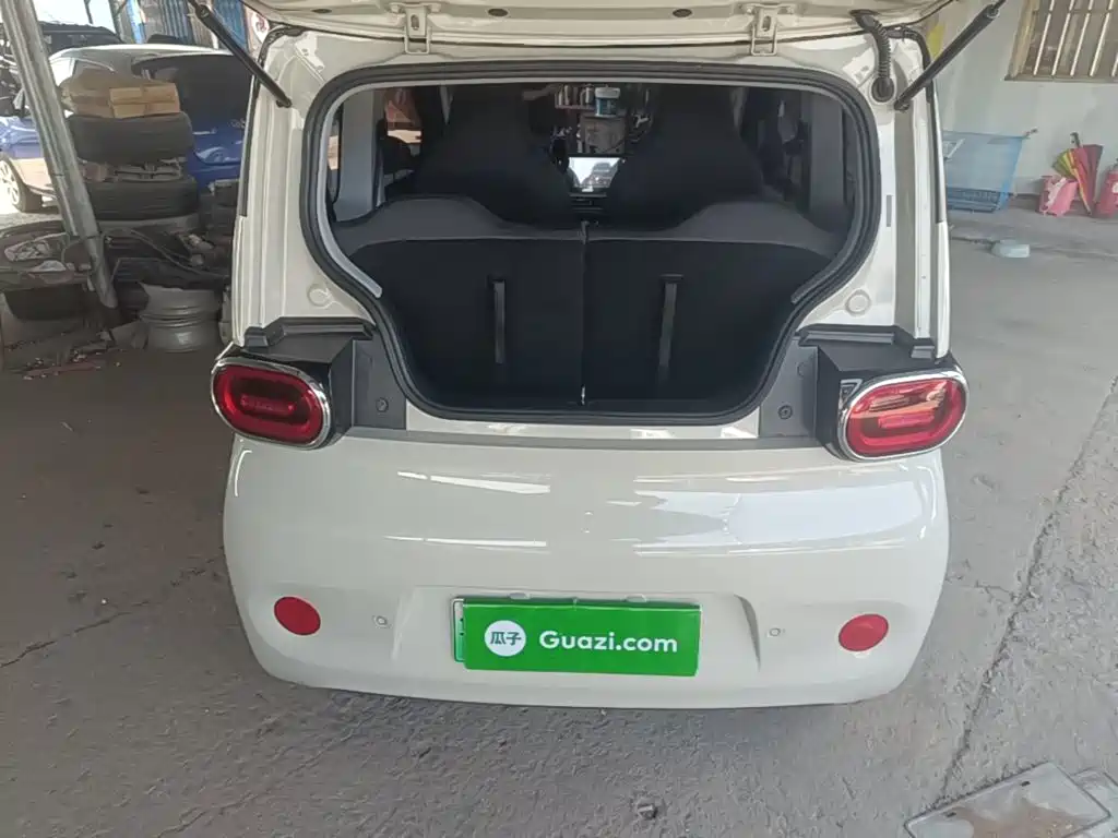 Wuling MINIEV — миниатюра 19