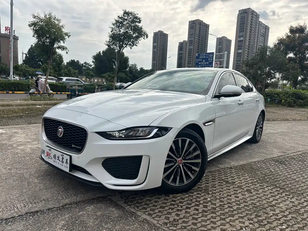 Jaguar XEL